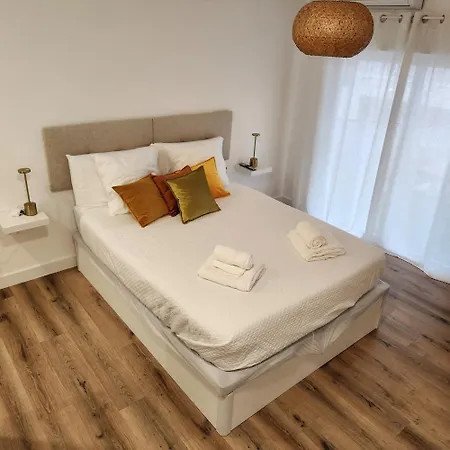Modern 5 Min To & Dining Apartament *