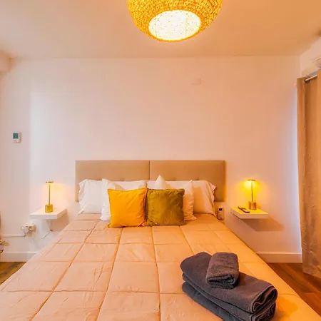 Stylish Beaches Cura 5 Min & Locos 8 Min *